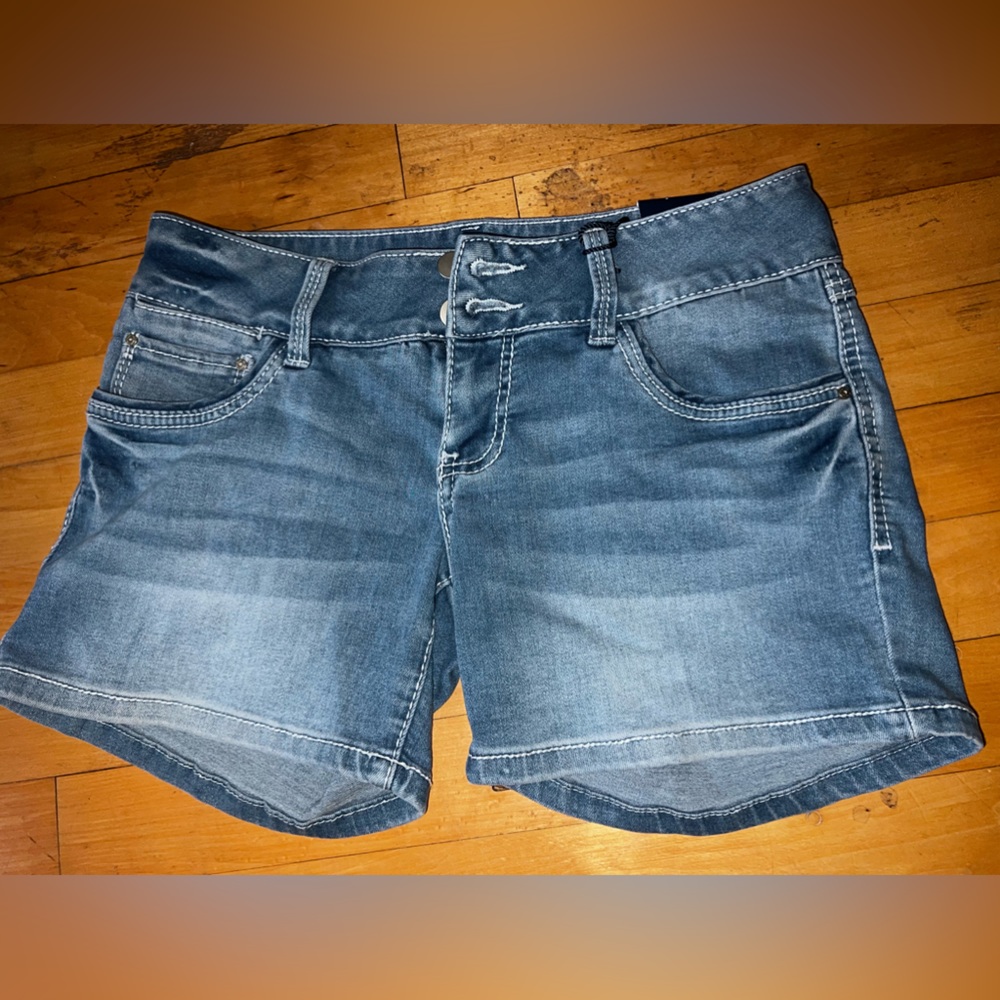 Red Camel Jean shorts
